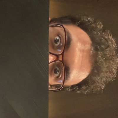 Mhsnrmz's profile picture. Software Engineer, Expat