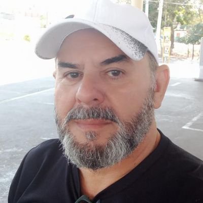 instrutor/diretor de autoescola, flamenguista, eleitor de Ciro Gomes e um incorrigível otimista!!!