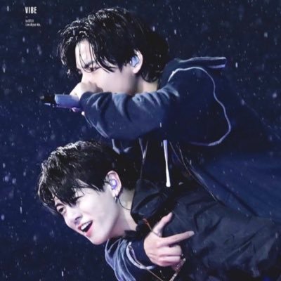 100% inactive🫶🏽😌日本語を勉強している💜Taekook supporter 🐯🐰sole admin of this Taekook Timeline👇🏾NOT in DMs❌don’t really tweet💜#Fanaccount