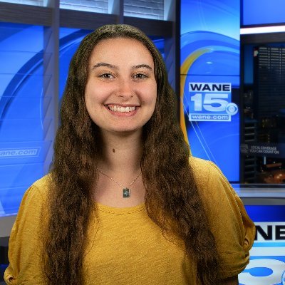 Lover of cats, journalism and my Midwest community | Digital producer @wane15 | PFW '22