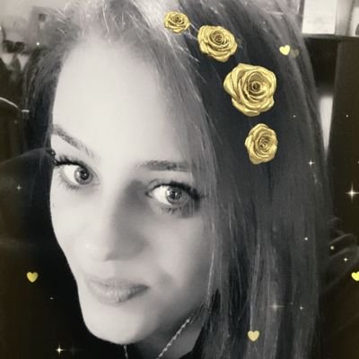 sammifuller91's profile picture. 