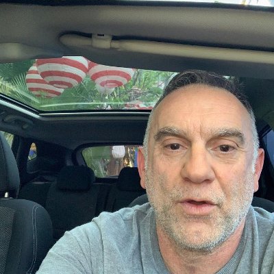 Bryanph90011142's profile picture. Aways cheerful,happy and creative