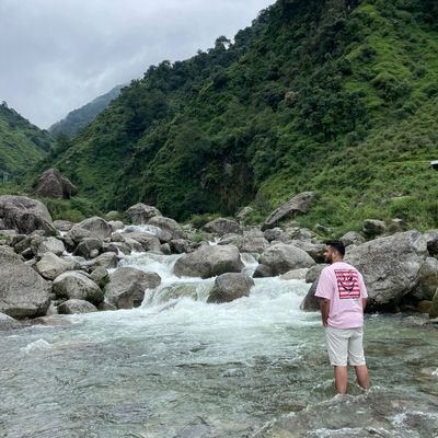 ArreyKyunYaar's profile picture. I didn't write all of this but surely managed to keep it in my thought safe