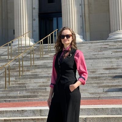 Migrant | #ObamaScholar | Editor #MigrantVote | Fellow @SCI_Belfast | Women of Europe - Woman in Media 2024 | Blood donor | Future beekeeper | Views my own