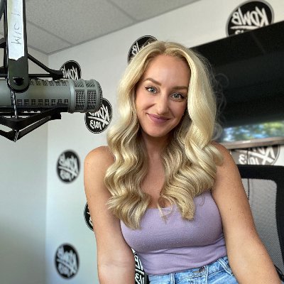 Co-host of the Dave Ryan in the Morning Show Insta: jennykdwb