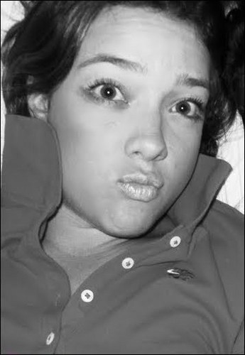 FC criado para a Diva: Carolina Nogueira Dantas. Criado dia: 19/07/2011 Dona: Beatriz