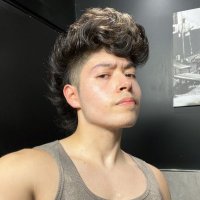 kev (@kevinbanana300) 's Twitter Profile