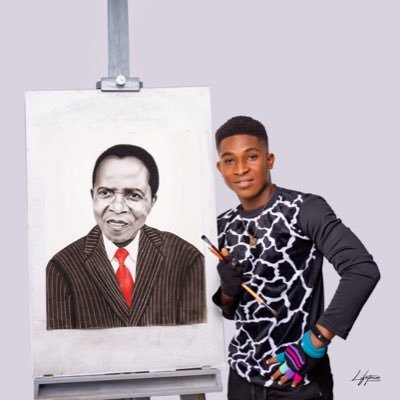 Paint artist 👩‍🎨 and 🎨Pencil artist ✏️ Dm for commission work or call 📞 07044026909. Music fan 🎶 🎧IG@eman_artistry.