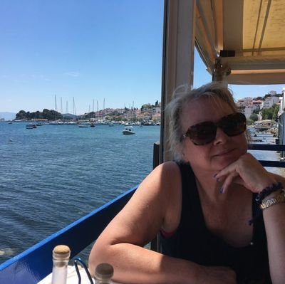 Mom, Roman Catholic, America First Conservative, Trump Supporter since that Escalator Ride, Travel Enthusiast, Air Force Brat