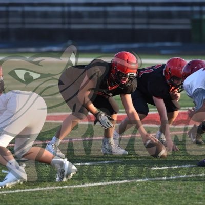 c/o 27 Center | 5,8 160 | Muscle Shoals High School (256)-616-1324 Hudl-https://t.co/k3aRvkAm9B #hudl 1st base and pitcher ⚾️