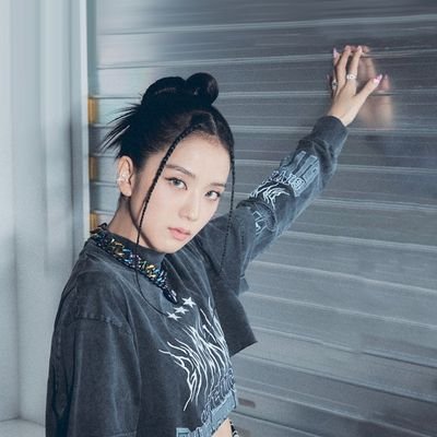 Ph__ng1602's profile picture. KIM JISOO
💜💜