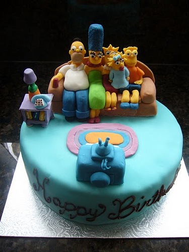 BespokeCakesLDN's profile picture. Is a South East London cake maker specializing in whimsical cakes with intricate fondant detail and characters.