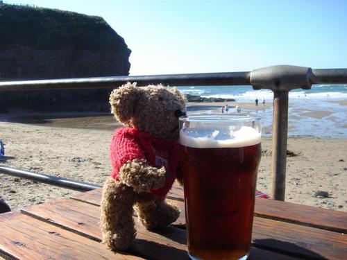 Morris77's profile picture. Dad, worker, football coach, beach lover.
Views are my own and in no way associated with my employer or Mrs Morris.