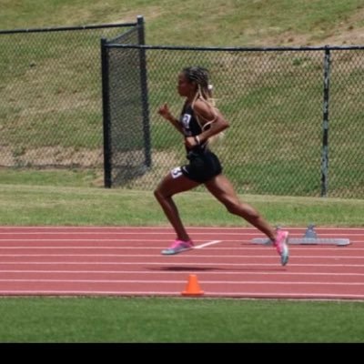 JCHS 23’| 5’3|  Track& field 🫶🏽