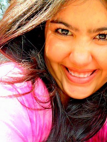 ... Sou como você me vê ... Posso ser leve como uma brisa ou forte como uma ventania, Depende de quando e como você me vê passar ...