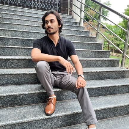 GauravHarkare's profile picture. Wreck Havoc !!