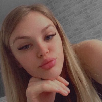 KaceySm84113054's profile picture. 