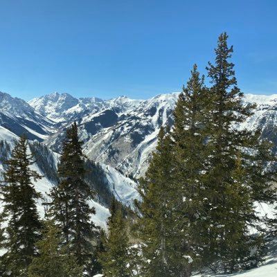 greenrobot78's profile picture. he/him