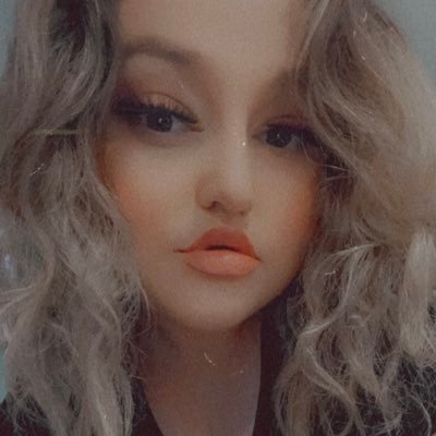 alananagels's profile picture. insta: @alananagels YouTube channel down below!