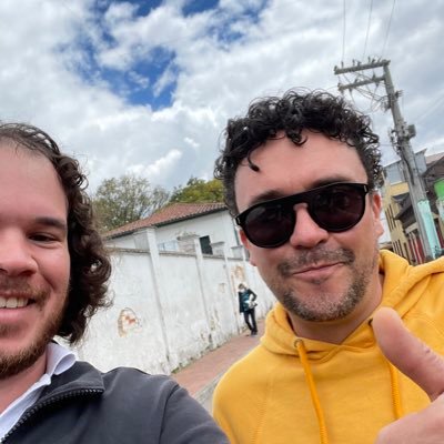 Aqui para leer de primera mano y de personas interesantes lo que piensan. → instaGram:@JoseDGarayS