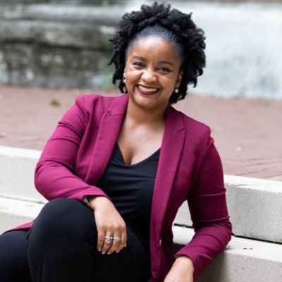 Lecturer @OhioStateComm | Michigan Alu〽️| #OpenEd Advocate & Author | 💖💜💙 | PR & Travel | @TEDtalks Speaker | “If you educate a woman, you educate a nation”