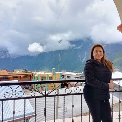 Siempre #Mexicana #DeFeña. Hija de mi madre como la mayoría. #SanRafael
@sinadieescucha