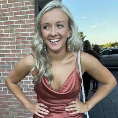 amandaapepe's profile picture. 