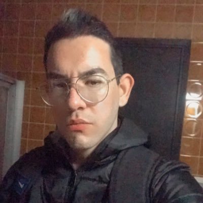 #LG6⚔️🤘🏻🖤Ing_Comercial-UA https://t.co/0G6I83twUJ 🇵🇾