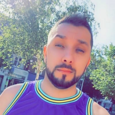 MauZzes's profile picture. 🎶Musician|🎵Singer| DBD gamer| The Voice | X-Factor | Independent | U.S.A || Florida | U.K || Essex.  Finally found my peace!