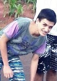 Rapaz de 28 anos Que pensa em seu futuro profissional , Blogueiro e Apaixonado