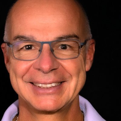 AndreasHaerry's profile picture. - Co-Leiter von Le Théâtre, Emmen & Restaurant Prélude
- Populärkultur-Macher
- freier Journalist