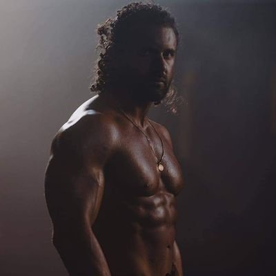 🏋️♂️ The Voice of Reason for Strength and Fat Loss
💪 Proven by 1000+ Clients
