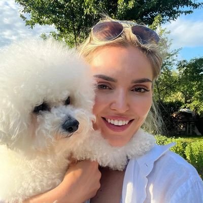 Clarissa99922's profile picture. Be a charming princess.