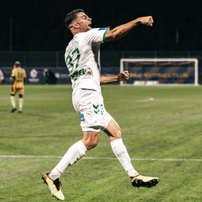 Footballeur professionnel à L’As Saint-Etienne🍀