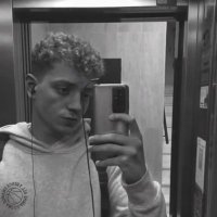 alejandro (@alefloressvq) 's Twitter Profile