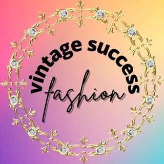 Online Reseller, Online Clothing store deals, Sustainable Fashion, Vintage Clothes, Women's clothings, Jewellery, Fashionable Bags And Accessories.