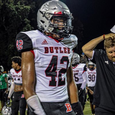 Greensboro College | 6’3| Class of 2027| Pos:DE/ATH| Wt:250| Contact:troychad25@gmail.com