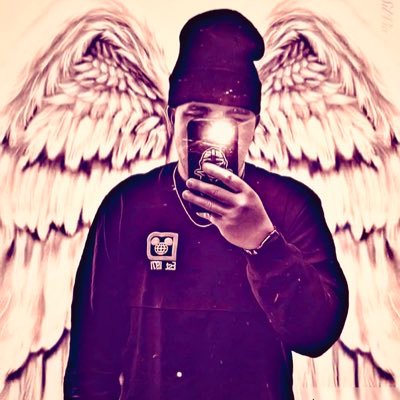 joshmur31405823's profile picture. 