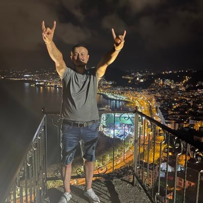 Osmanoz2828's profile picture. 