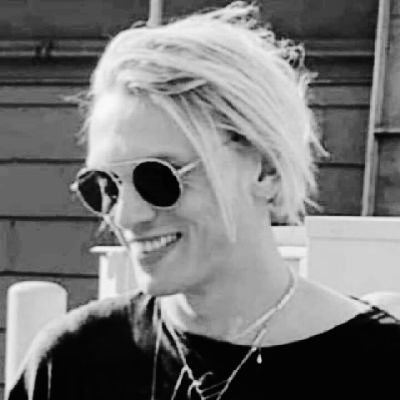 I'm not a lollypop, i'm a person! (BOWER, JC., 2022). x