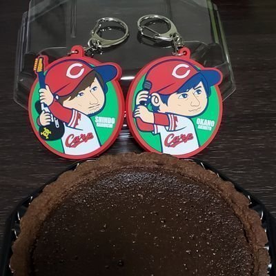 元ぴらふ→雨音(あまと)。好きに呼んで🆗ライヴ時の行動だったり、情報収集用に作成～。ポルノグラフィティのチケットや物が来たりした時に急浮上したりします。
ファン歴🐾メリッサ～、ラバッパー歴🐾ロイスト～
推し活はPG、特撮、原神等々。推しが多くて金無い社会人。
□ライヴ→10/15FCUW6参加