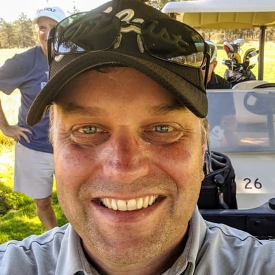 Head of Marketing for HP across North America 🇺🇲🇨🇦, better golfer in his head than in reality and fantastically embarrassing dad - opinions my own