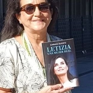 Periodista.Biografías de la infantaElena y la reinaLetizia: Letizia,una mujer real  (HarperCollins) recoge sus 18 años en la FamiliaReal https://t.co/jIqW9Xb7Yv