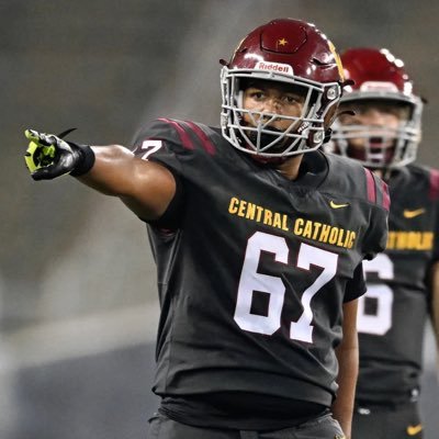 C/O 2025 Central catholic 🐏| 6’3,278 | DT | 3x all state player |Kainoa.Hayes@cchsrams.com | 503-875-6853