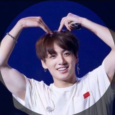 NO BTS, NO LIFE🐈猫とバンタンが癒し💜2018.11.23京セラ🔍2019.7.7長居🏟2019.12.14 🔮
