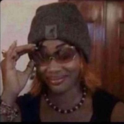 Reads// Writes// Sings// Reads some more// Listens to music till ears almost fall off// Hopeless romantic on the side//Registered Nurse//Registered Midwife