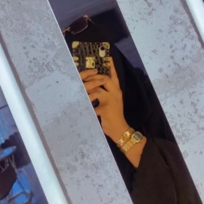 سيأتي يوم لاآكون معكم وستدخلون لتقرؤؤ ماكتبت فان وجدتم مايؤجرني فانشروه وان وجدتم مايؤثمني فاتركوه_