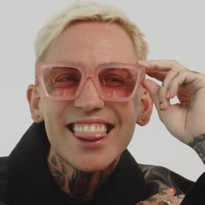 ‹ 𓈒 @iamblackbear 🧸 ׁ֢ matthew tyler musto, blackbear, mansionz(²), hotel motel, etc.