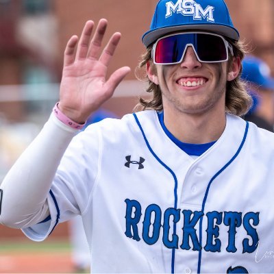 Baseball player, @MountStMary alumni, Landon.riggs033@gmail.com