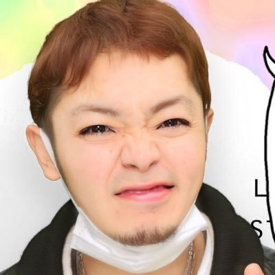 ヤクルトスワローズ🐧のファンです🫠 推しは頼れる4番村上宗隆選手です😁同じ熊本なので村上宗隆選手は特に応燕してます🎌野球⚾️大好きです😍アーティストだと清木場俊介が大好きです🎤ちなヤクや清木場俊介ファンの方仲良くしてください🙌🤩